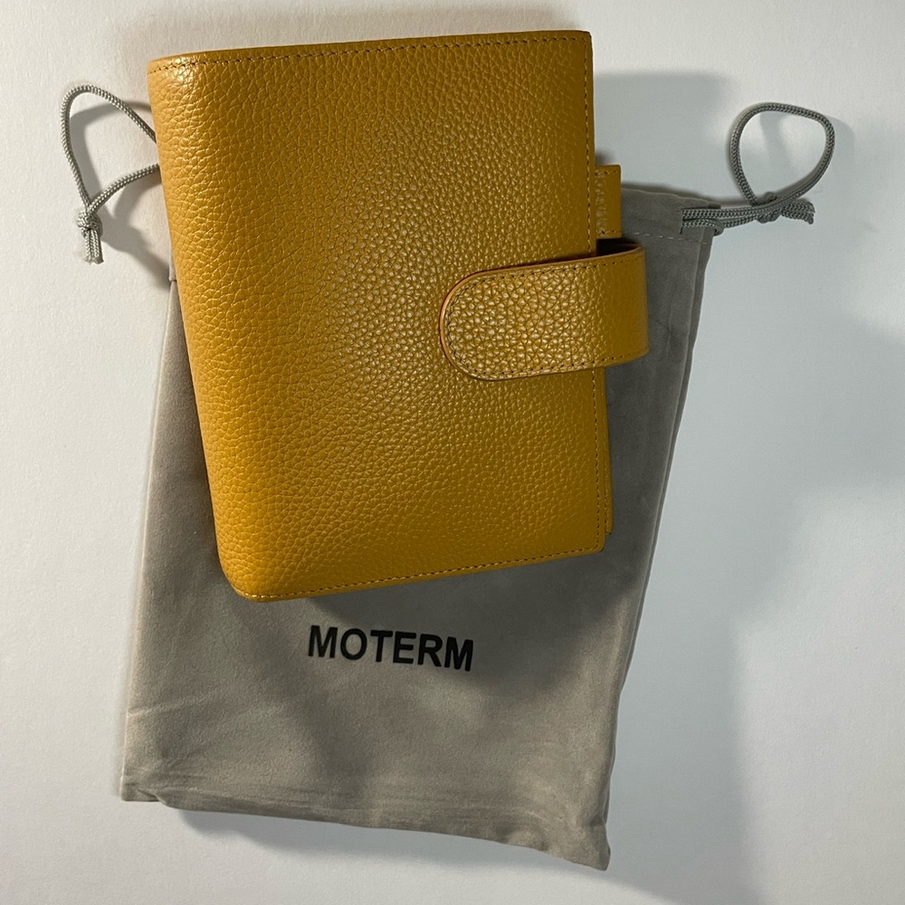 Moterm Pocket Versa - Ring Planner and Wallet Combo (Pebble-Mustard, 19mm Rings)